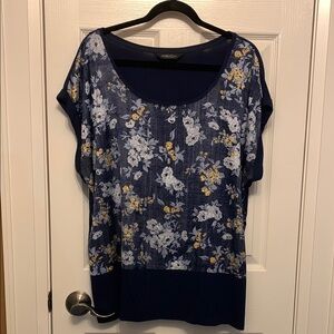 Michel Studio Floral Navy Top 2X